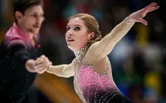 Rơi từ tầng 6, nữ VĐV trượt băng nghệ thuật Olympic thiệt mạng ở tuổi 20