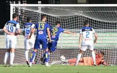 Verona 1-1 Atalanta: Chia điểm tiếc nuối