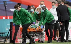 Eric Bailly nhập viện khẩn cấp sau trận thua Chelsea