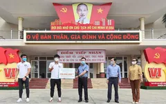 Các cầu thủ ĐT Việt Nam chung tay chống dịch COVID-19