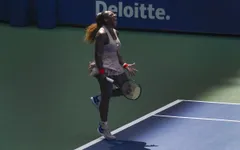 Serena Williams giành quyền vào tứ kết Mỹ mở rộng 2020
