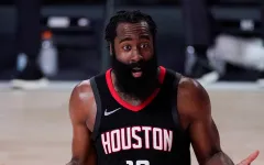 James Harden hứng chịu "mưa" chỉ trích từ Houston Rockets