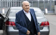 Cựu chủ tịch FIFA Sepp Blatter nhập viện khẩn cấp