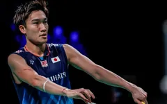 Kento Momota dừng bước tại bán kết giải cầu lông Pháp mở rộng