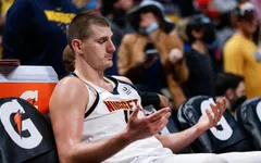 Nikola Jokic và điểm yếu từ sự nóng tính