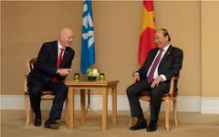 Chủ tịch nước Nguyễn Xuân Phúc gặp Chủ tịch FIFA tại Geneva, Thụy Sĩ