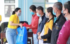 Tết yêu thương 2021 - Mang Tết ấm áp đến bà con vùng lũ