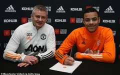 Manchester United đạt thỏa thuận gia hạn hợp đồng với Mason Greenwood