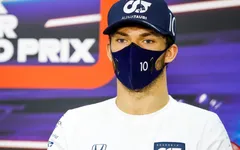 Tay đua Pierre Gasly dương tính với COVID-19