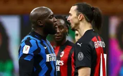 LĐBĐ Italia điều tra lại vụ va chạm giữa Ibrahimovic và Lukaku