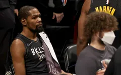 Kevin Durant tiếp tục vắng mặt vì COVID-19