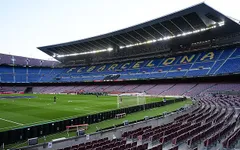 Barcelona bị BTC giải VĐQG Tây Ban Nha La Liga yêu cầu giảm lương
