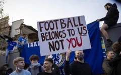 Florentino Perez tố UEFA đứng sau vụ biểu tình của CĐV Chelsea
