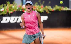 Iga Swiatek chạm trán Karolina Pliskova trong trận chung kết đơn nữ Italia mở rộng 2021