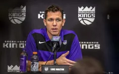 HLV Luke Walton tự tin sẽ tiếp tục dẫn dắt Sacramento Kings mùa tới