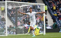 Patrik Schick - chủ nhân siêu phẩm từ giữa sân tại EURO 2020 là ai?
