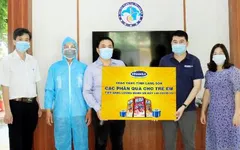 Vinamilk tặng 3.000 phần sữa và quà 1/6 cho các “anh hùng nhí” tại nhiều khu cách ly
