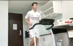 Tiền đạo Nguyễn Tiến Linh và những trò vui trong khu cách ly