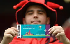 Sốt vé xem trận chung kết EURO 2020 giữa ĐT Italia và ĐT Anh