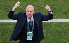 LĐBĐ Nga sa thải HLV Stanislav Cherchesov