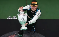 Esteban Ocon giành chiến thắng tại GP Hungary