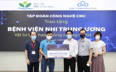 Chung tay với ngành y, người dân phòng chống dịch COVID-19