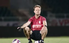 V.League 2021 huỷ, CLB TP Hồ Chí Minh chia tay thầy ngoại Polking