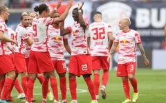 RB Leipzig tạo cơn mưa bàn thắng tại vòng 6 Bundesliga