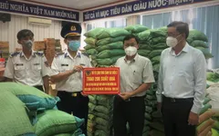 BTL Vùng Cảnh sát biển 3 chung tay với hoàn cảnh khó khăn trong mùa dịch bệnh COVID-19