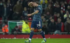 Khủng hoảng tuyến giữa trầm trọng, Arsenal cấp tốc tìm phương án thay thế
