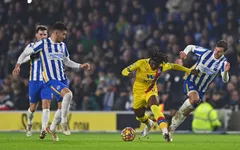 Brighton chia điểm trước Crystal Palace trên sân nhà