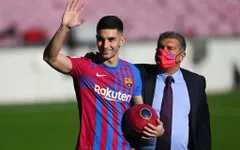 Vừa ra mắt hoàng tráng tại Barcelona, Ferran Torres đã nhiễm COVID-19