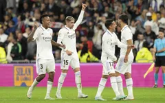 Không Benzema, Real Madrid vẫn thắng thuyết phục Sevilla