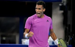 Felix Auger-Aliassime vào tứ kết giải quần vợt Basel mở rộng