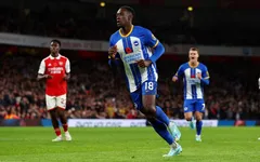 Các đội bóng thành London dừng bước tại Carabao Cup