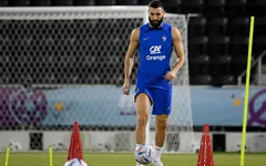 Karim Benzema và sự kém duyên trong màu áo ĐT Pháp
