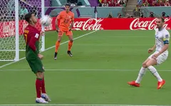 Suýt chút nữa C.Ronaldo đi vào lịch sử World Cup với pha kiến tạo bằng vai