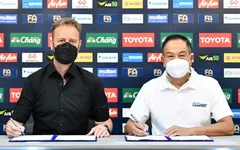 Giúp ĐT Thái Lan vô địch AFF Cup 2020, HLV Polking được gia hạn hợp đồng