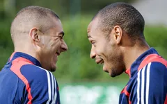 Benzema vượt qua kỷ lục của Thierry Henry