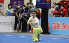 Hoàng Thị Phương Giang tự tin giành vàng Wushu côn thuật và đao thuật