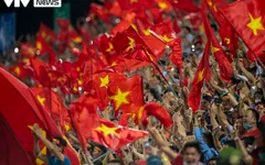 Ảnh: U23 Việt Nam đền đáp khán giả đội mưa cổ vũ bằng 3 điểm ngọt ngào