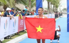 Phạm Tiến Sản giành Huy chương Vàng lịch sử nội dung 2 môn phối hợp