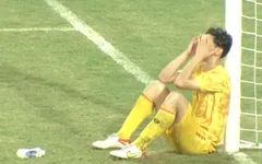 Sao Thái Lan dựa cột, ôm mặt khóc như mưa trong ngày U23 Việt Nam đăng quang tại SEA Games 31