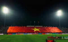SEA Games 31: Người hâm mộ đổ về Phú Thọ, tiếp lửa U23 Việt Nam hạ gục U23 Indonesia