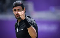 Matteo Berrettini vào tứ kết giải quần vợt Queen's Club Championship