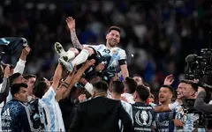 Messi đoạt danh hiệu cầu thủ xuất sắc nhất trận đấu, Argentina đè bẹp Italy để giành chức chiếc cúp Finalissima