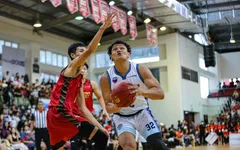 VBA 2022 - Game 5: Nha Trang Dolphins khiến nhà ĐKVĐ nhận thất bại