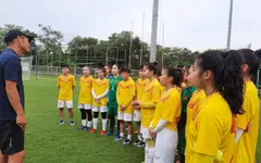 ĐT nữ U18 Việt Nam tập nhẹ sau trận thắng Indonesia