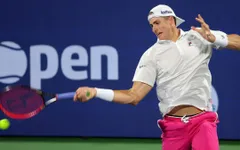 John Isner nhọc nhằn vào tứ kết Atlanta mở rộng