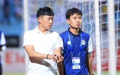 Tiếp đón SLNA, CLB Hà Nội gặp khó về nhân sự